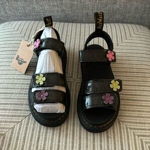 Kids Dr. Martens Klaire Sandal